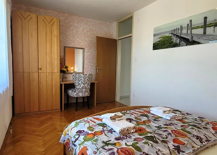 Danica Mit Balkon By Interhome Daire